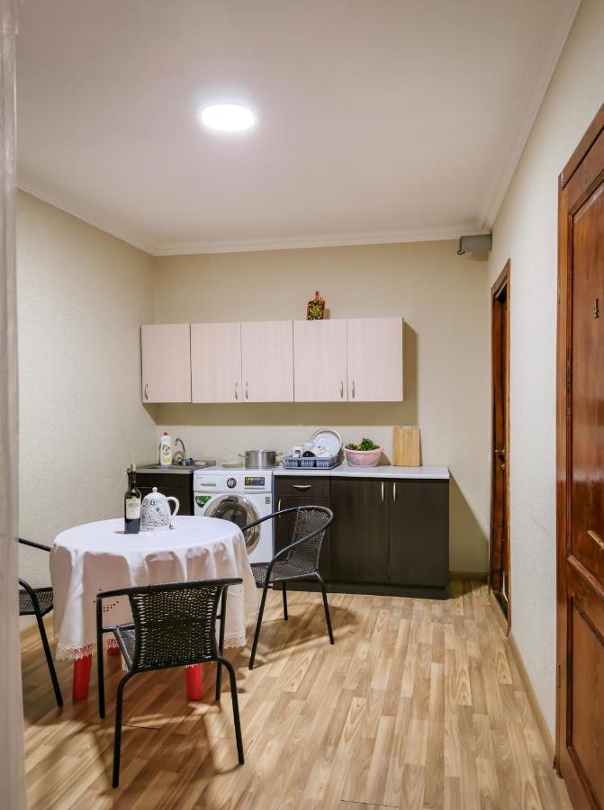 Hotel Myvibe Tbilisi Esterno foto