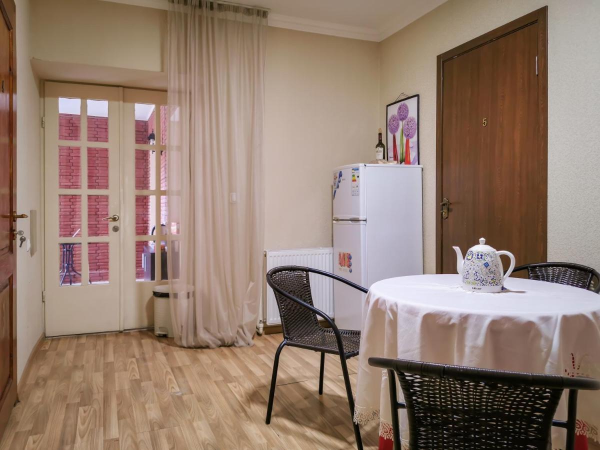 Hotel Myvibe Tbilisi Esterno foto